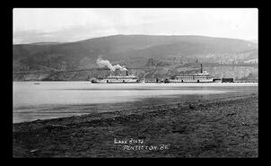 S.S. Okanagan and the S.S. Sicamous at Penticton wharf