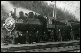 Engine #881 and train, Revelstoke