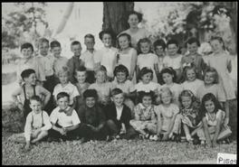 Peachland School Class, 1950