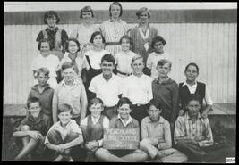 Peachland School Class, 1936