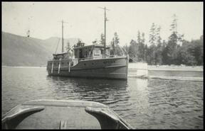 Unidentified boat docked near Okanagan Falls