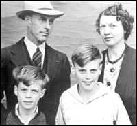 Howard and Ethel Payne with sons Gordon and Doug