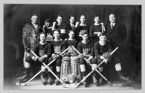 A.A.A.A. Chevrolet team, 1932-1933 Okanagan Valley hockey champions