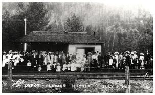Large crowd going to July 1st picnic at Coyle railway depot, Lower Nicola