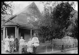 Robert Gaw family and residence, Grand Forks, B.C.