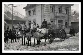Fire wagon outside the Fernie Bank of Commerce