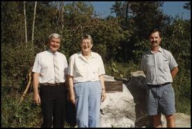 Gordon Mackie, Helen Holm and George Abbott at dedication of Alver Holm Trail