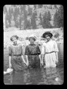 Lela Bush, Jeanne and Gladys in Kettle River, ca. 1915
