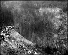 Construction of the Kettle Valley Railway, Myra Canyon