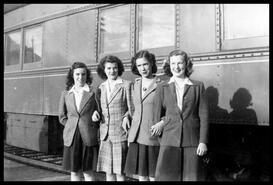Pat Gray, Bev Roberts, Betty Gray and Betty Jane Shillam at the Vernon railway station