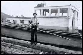 S.M. Simpson Ltd. -- MV Manhattan tug, Arthur Marty