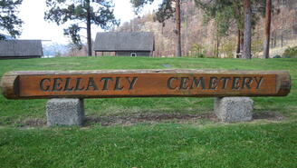 Gellatly Cemetery and Gellatly Heritage Park : 4140 Gellatly Road, West Kelowna, British Columbia, Canada