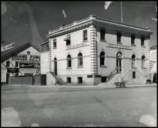 [Bank of Montreal, 195 Main Street, Penticton]