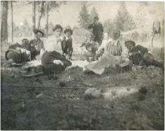 [Group photograph at Robinson family picnic]