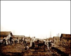 Women and children working on Doukhobor village in Saskatchewan