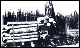 Loading logs at Columbia River Lumber Company