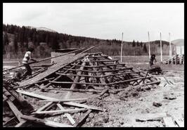 Construction of a pit house
