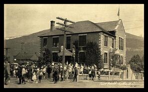 Crowd at Courthouse, Kaslo