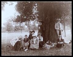 Maurice Green-Armytage at family picnic