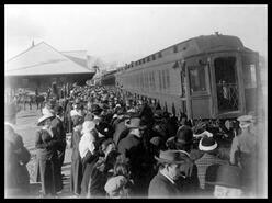 Crowd at the Vernon Railway Station to see the troops off