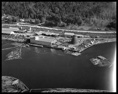 Aerial view of Saskatchewan Co-op's lumber mill in Canoe (Salmon Arm)