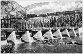 Dam on the Similkameen at Hedley with G.N.R. trestle crossing Twenty Mile Creek