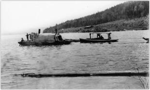 Tug "Rover" on Mabel Lake