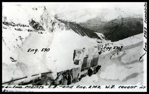 Engines #590, #2702, and #2703 snow slide, Three Valley Gap