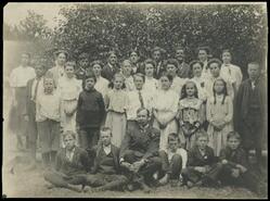 Peachland Public School Class of 1908