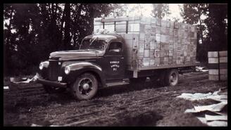 Nell Arnold truck loaded with apples